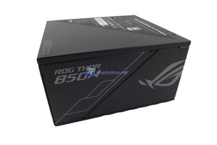 ASUS ROG THOR 850W Platinum 17