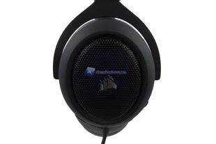 Corsair HS60 Pro Surround 11